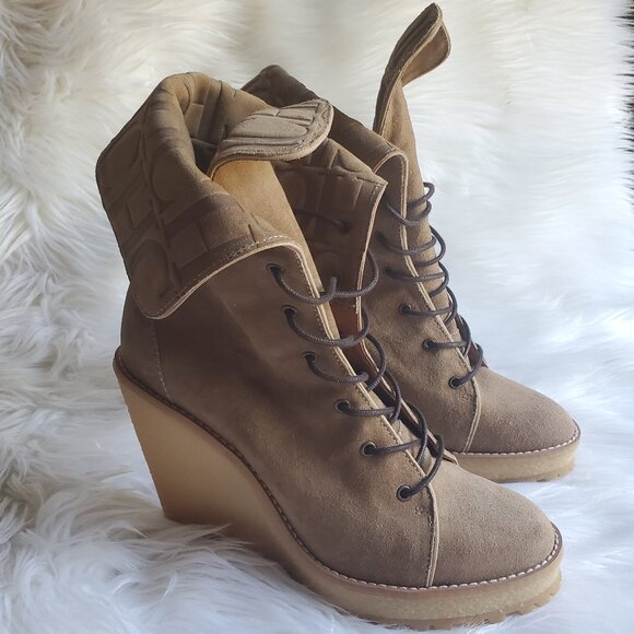 Carolina Herrera Brown Suede Platform Wedge Lace Up Boots SZ 8.5 - Picture 1 of 14